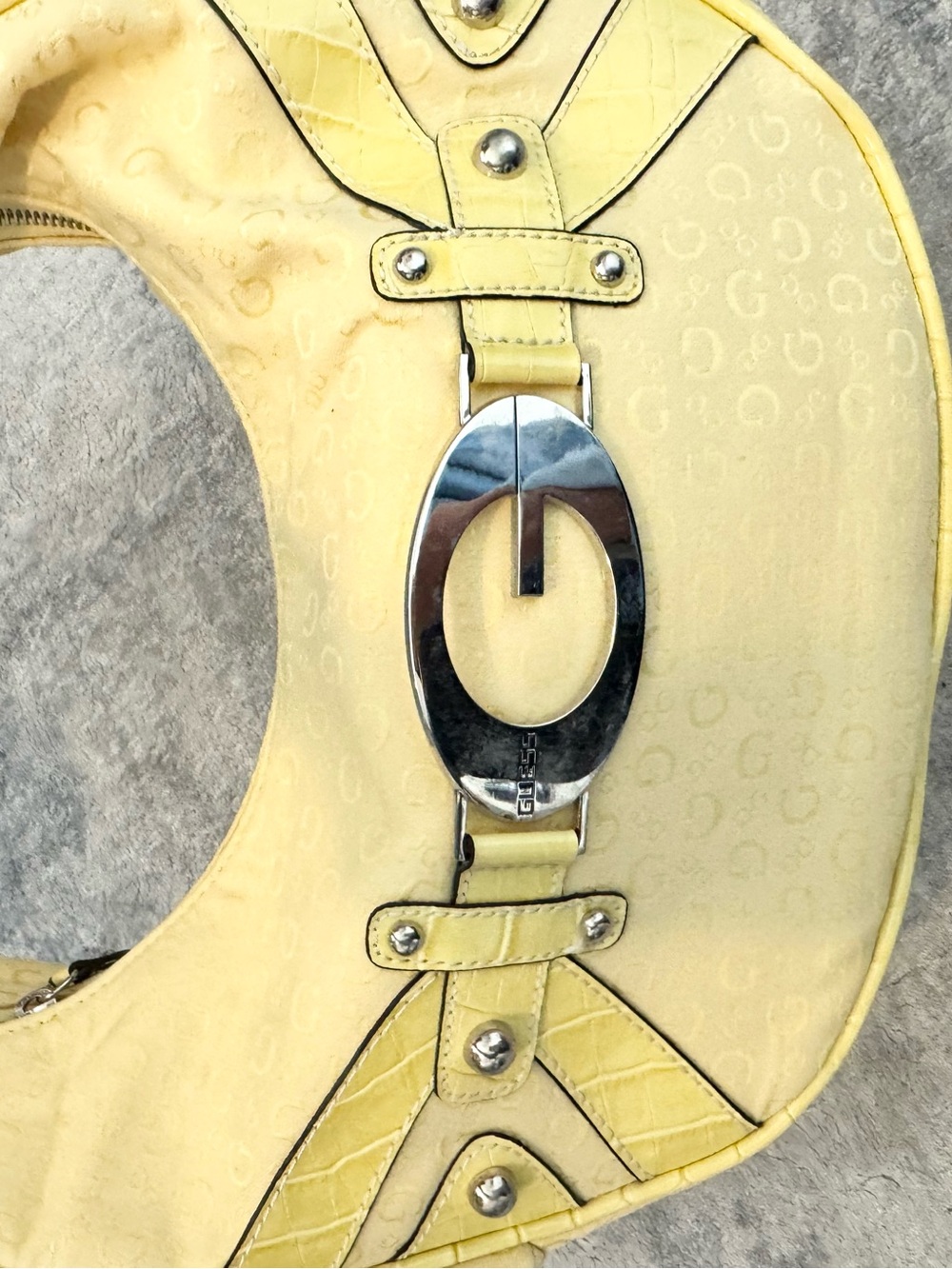 Deadstock Vintage Y2K GUESS Yellow Monogram Hobo Bag NWT - Picture 13 of 15